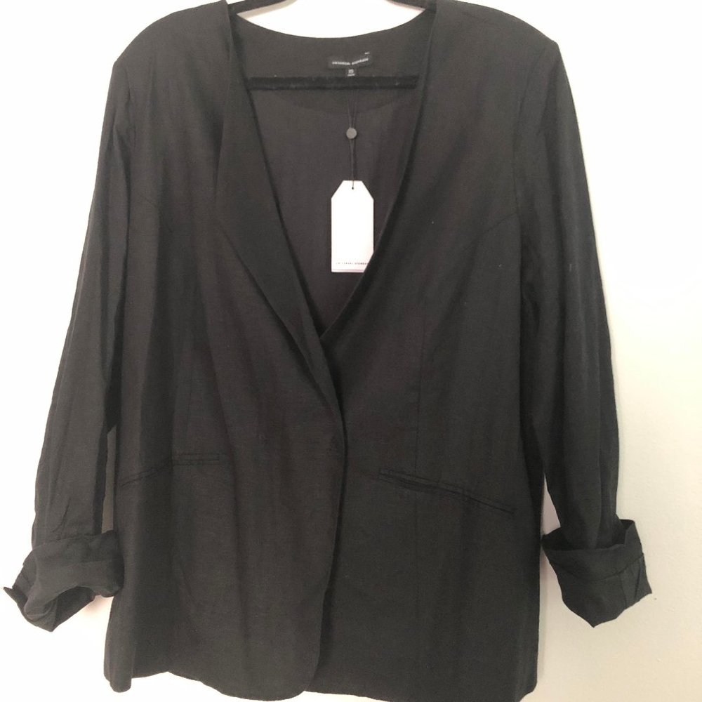 Universal Standard Paloma Linen Blazer